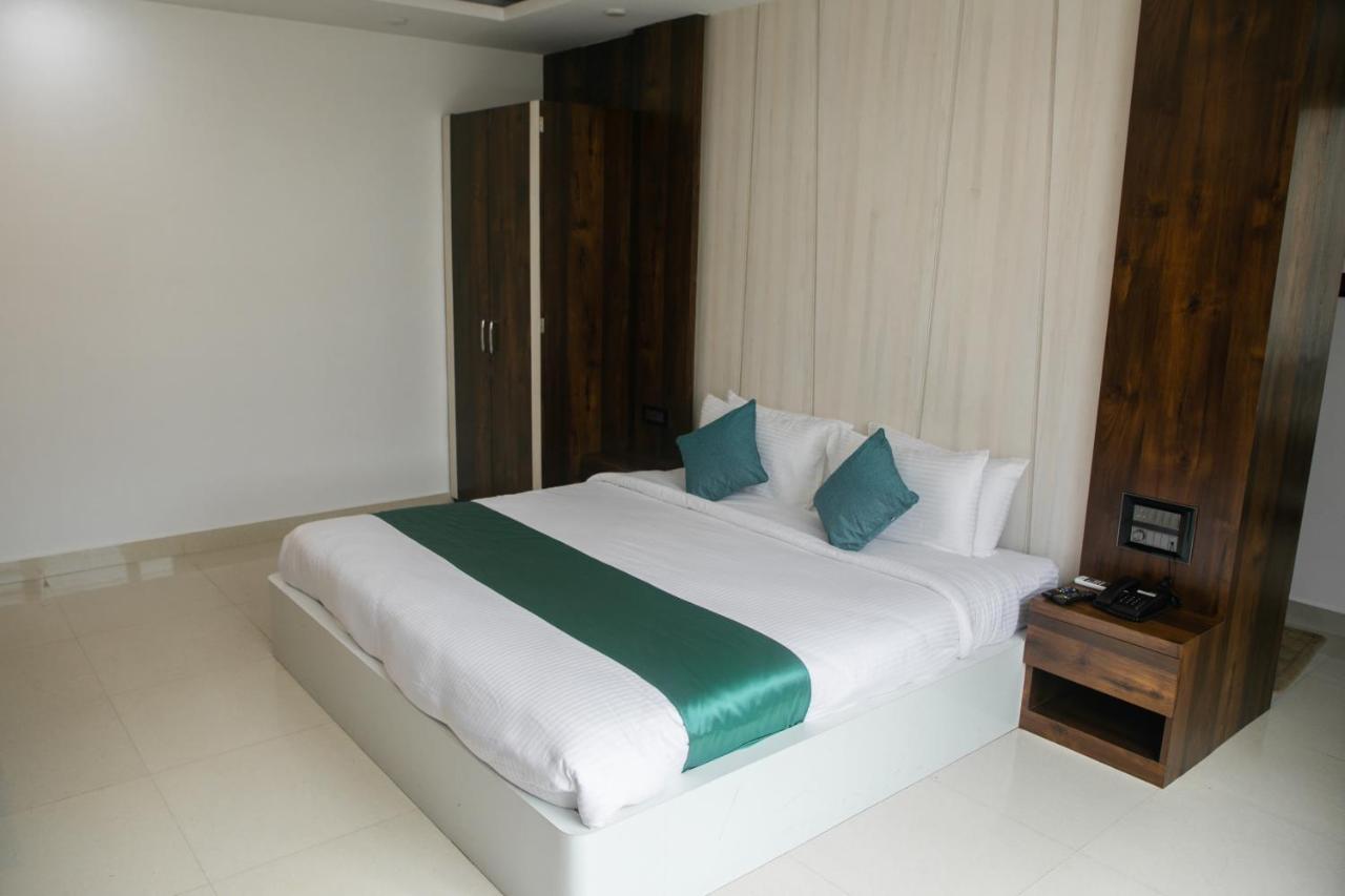 Crescent International Kohima מראה חיצוני תמונה